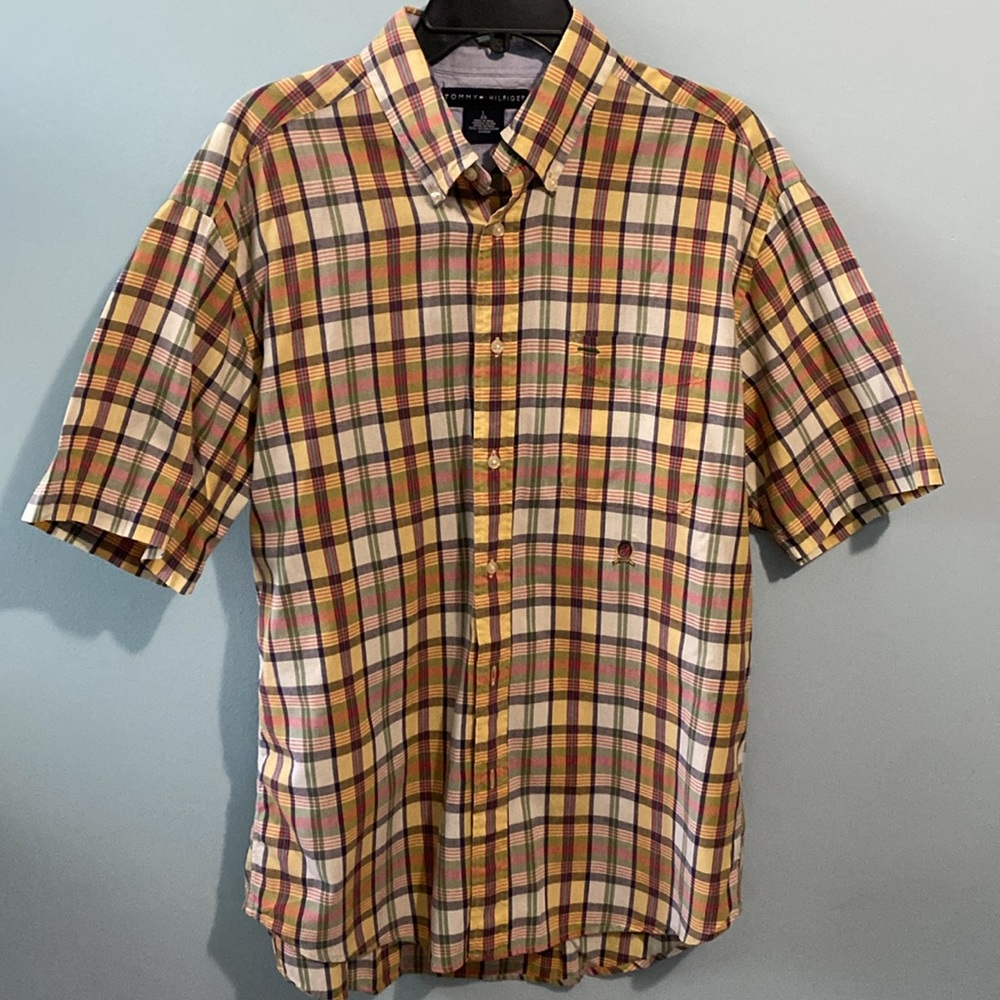 Tommy Hilfiger men’s short sleeve shirt 100% cotton size large EUC